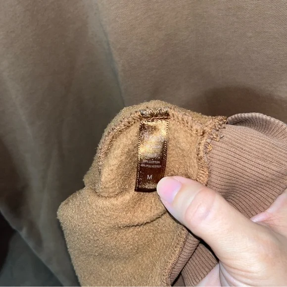 Nuuds original classic crewneck sweatshirt in chocolate - Picture 4 of 5